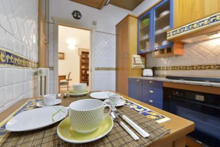 Charming Apartment Neapel Exterior foto
